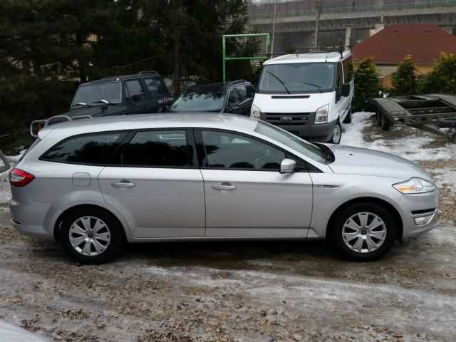 Ford Mondeo kombi 103kW nafta 2014