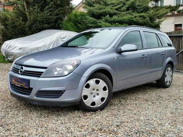 Opel Astra kombi 74kW nafta 2006