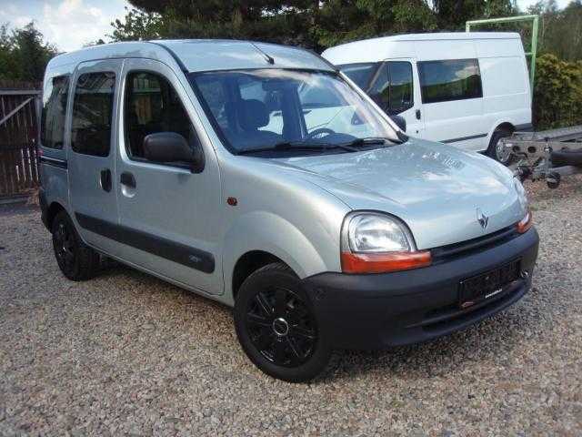 Renault Kangoo MPV 60kW nafta 2003