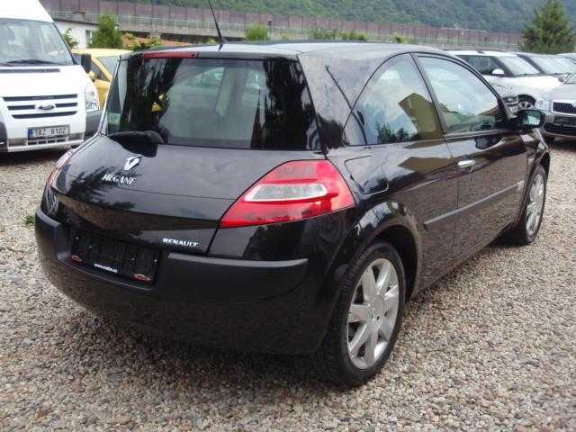 Renault Mégane hatchback 78kW nafta 2006