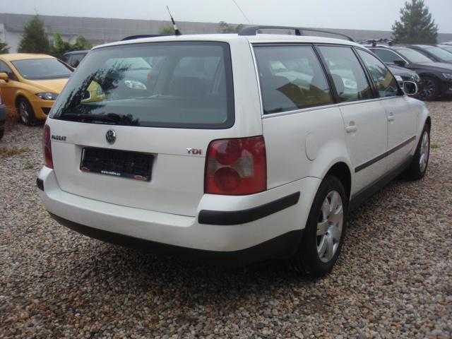 Volkswagen Passat kombi 0kW nafta 2003