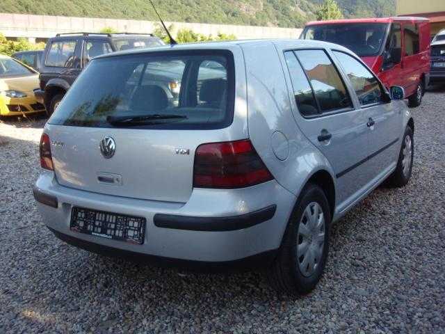 Volkswagen Golf hatchback 81kW nafta 1999