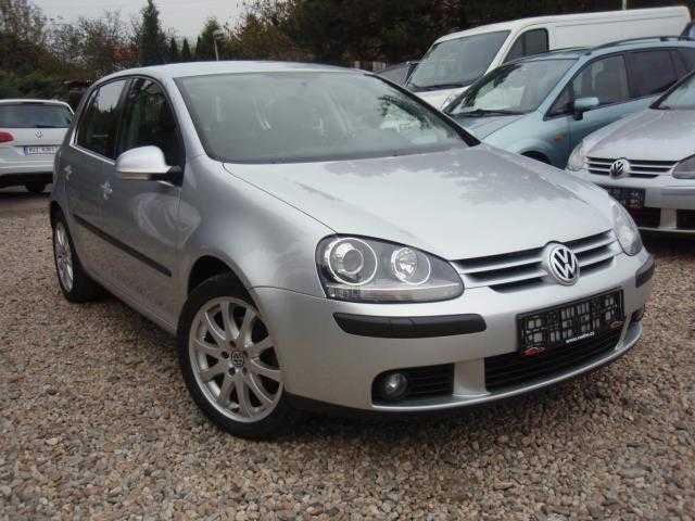 Volkswagen Golf hatchback 90kW benzin 2009