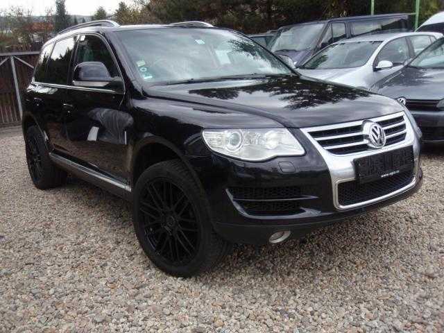 Volkswagen Touareg SUV 176kW nafta 2009