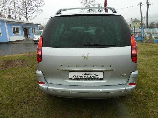 Peugeot 807 kombi 94kW nafta 200603