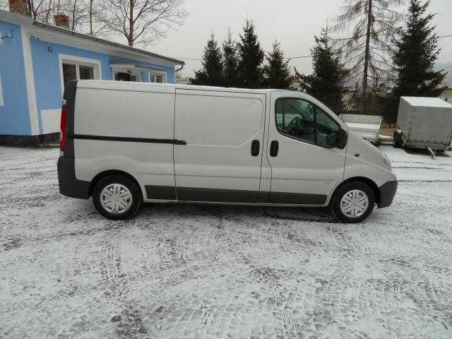 Opel Vivaro užitkové 84kW nafta 200806