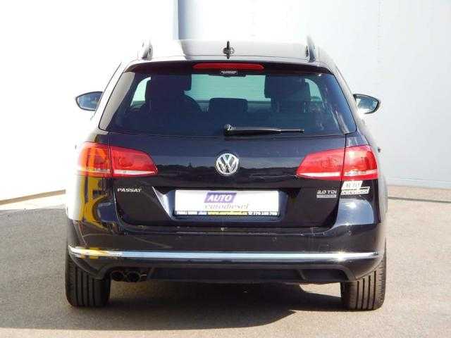 Volkswagen Passat kombi 103kW nafta 2013