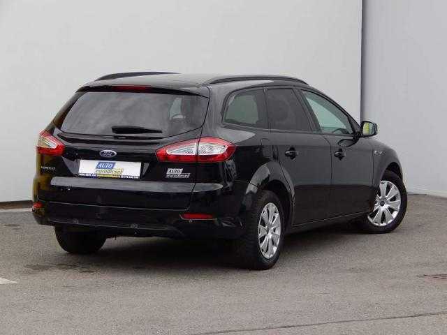 Ford Mondeo kombi 103kW nafta 2013