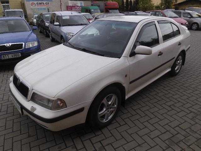 Škoda Octavia hatchback 81kW nafta 199905