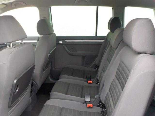 Volkswagen Touran MPV 77kW nafta 2006