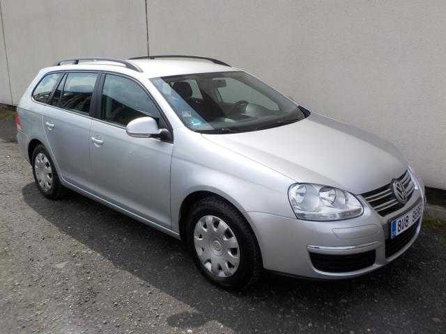 Volkswagen Golf kombi 77kW nafta 2008