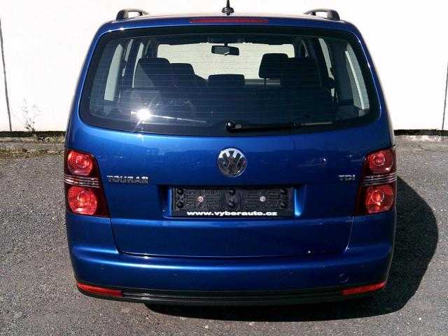 Volkswagen Touran MPV 77kW nafta 2007