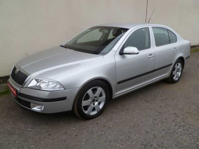 Škoda Octavia hatchback 77kW nafta 2004