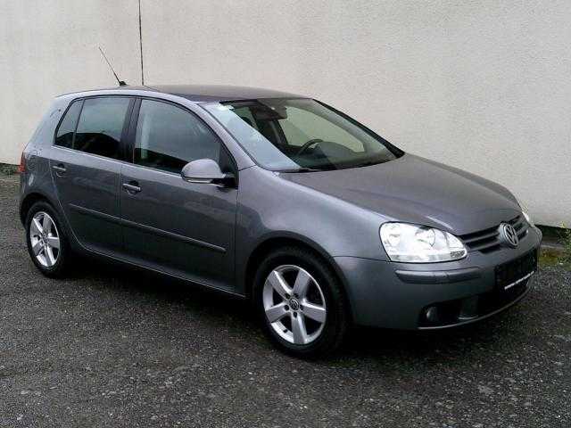 Volkswagen Golf hatchback 77kW nafta 2008