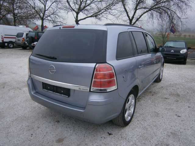 Opel Zafira MPV 88kW nafta 2008