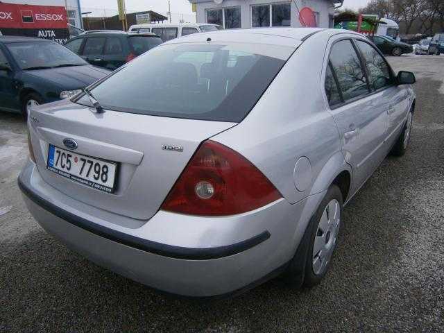 Ford Mondeo sedan 96kW nafta 2002