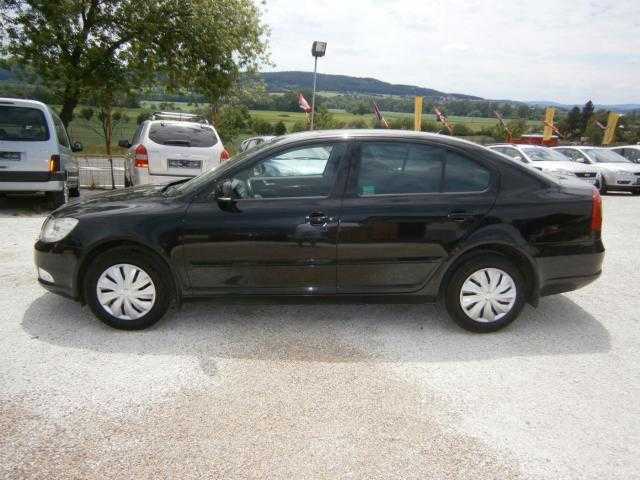 Škoda Octavia sedan 103kW nafta 201109