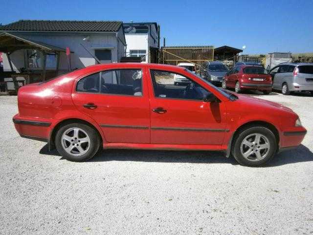 Škoda Octavia liftback 50kW nafta 199912