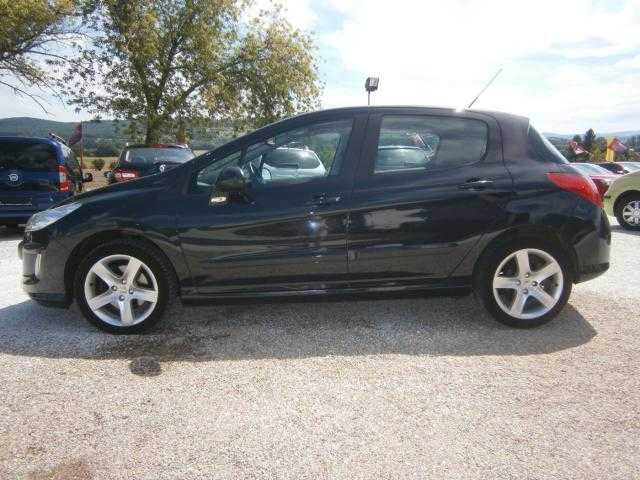 Peugeot 308 hatchback 100kW nafta 200806