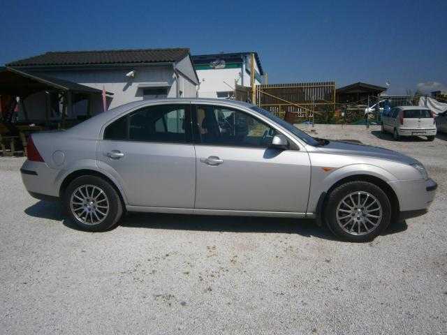 Ford Mondeo sedan 107kW benzin 200110