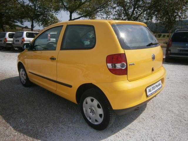 Volkswagen Fox hatchback 40kW benzin 200506