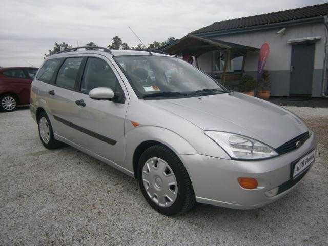 Ford Focus kombi 66kW nafta 200109