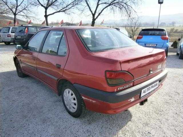 Peugeot 306 sedan 50kW nafta 199704