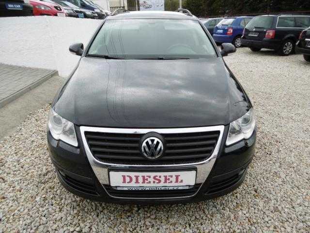 Volkswagen Passat kombi 77kW nafta 201005