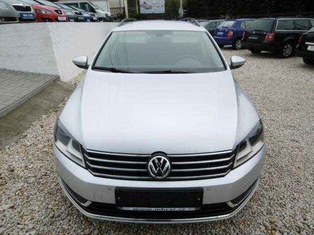 Volkswagen Passat kombi 77kW nafta 201207