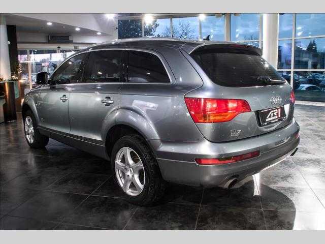 Audi Q7 sedan 257kW benzin 200604