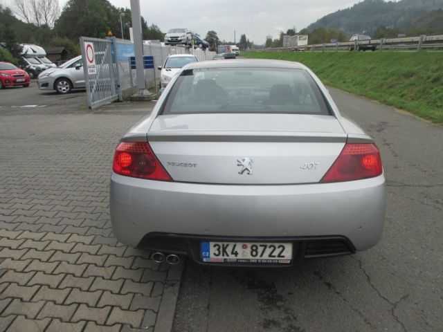 Peugeot 407 kupé 150kW nafta 2006