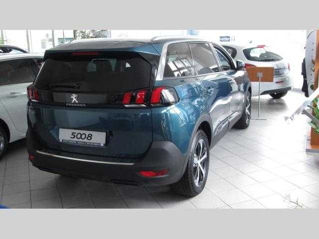 Peugeot 5008 MPV 88kW nafta 2017