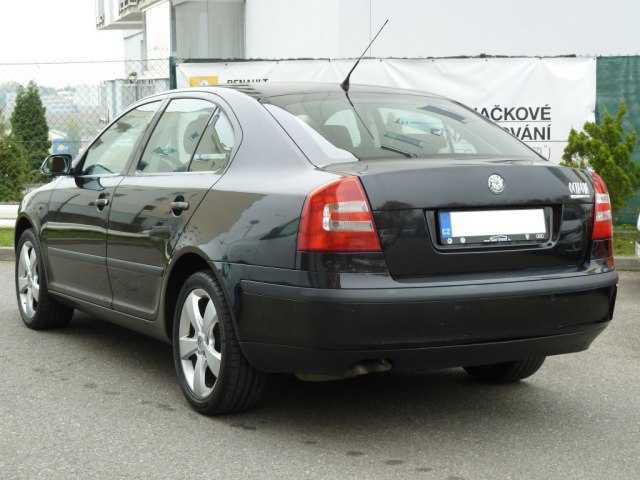 Škoda Octavia liftback 77kW nafta 2006