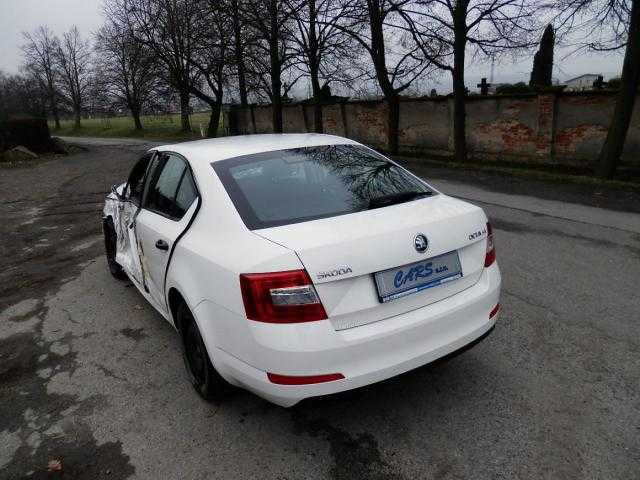 Škoda Octavia liftback 66kW nafta 201403