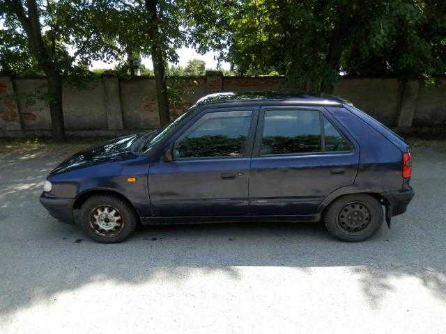 Škoda Felicia hatchback 50kW benzin 199702