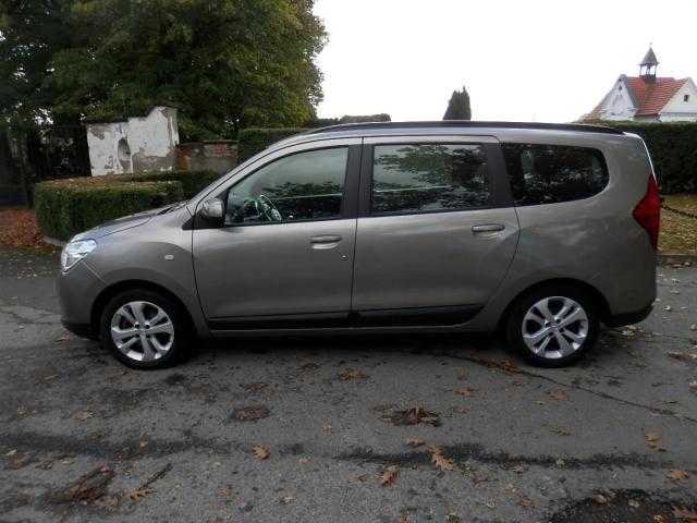 Dacia Lodgy MPV 79kW nafta 201211