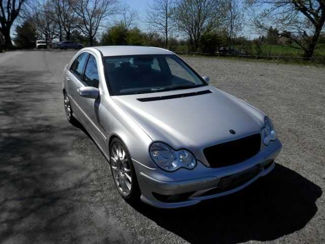 Mercedes-Benz Třídy C liftback 300kW benzin 200108