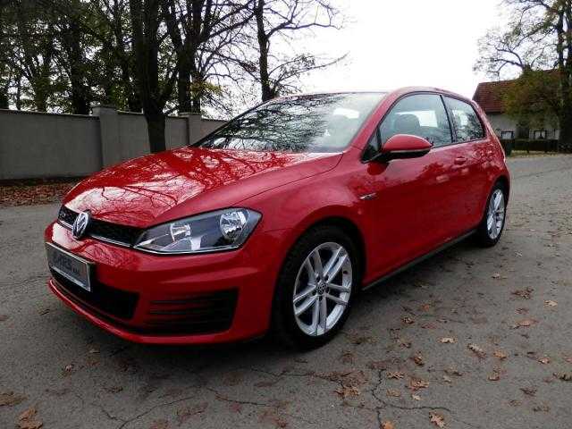 Volkswagen Golf hatchback 135kW nafta 201606