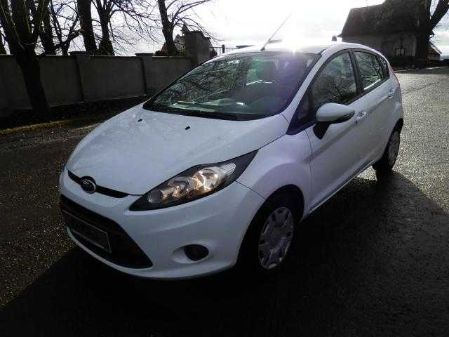 Ford Fiesta hatchback 44kW benzin 201103