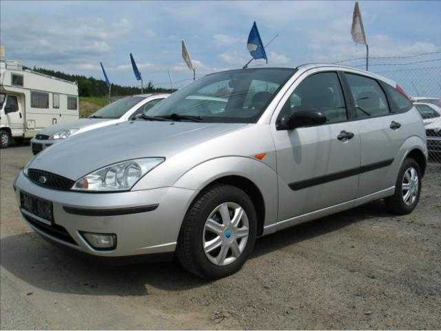 Ford Focus hatchback 74kW benzin 200108