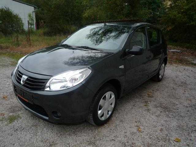 Dacia Sandero hatchback 55kW benzin 2009