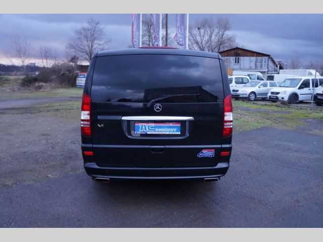 Mercedes-Benz Viano minibus 165kW nafta 2011