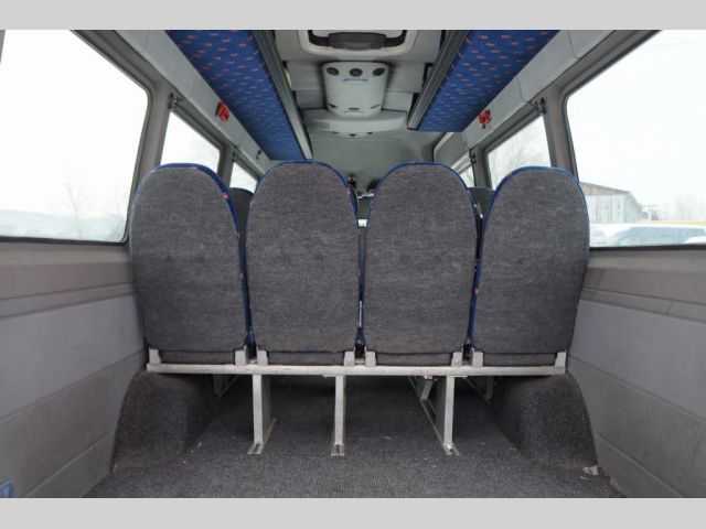 Volkswagen Crafter minibus 100kW nafta 2008