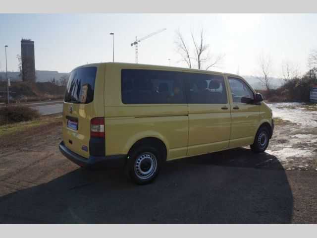 Volkswagen Transporter minibus 75kW nafta 2010