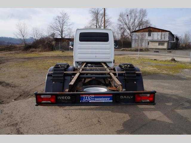 Iveco Daily podvozek 107kW nafta 2009