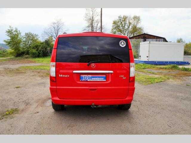 Mercedes-Benz Viano minibus 150kW nafta 2007