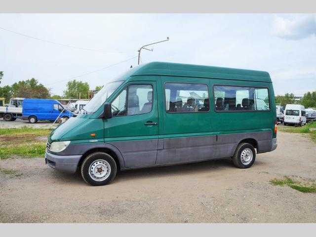 Mercedes-Benz Sprinter minibus 95kW nafta 2001