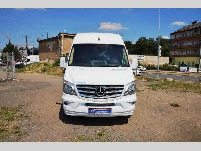 Mercedes-Benz Sprinter minibus 140kW nafta 2017