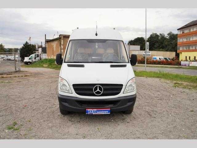 Mercedes-Benz Sprinter minibus 120kW nafta 2010