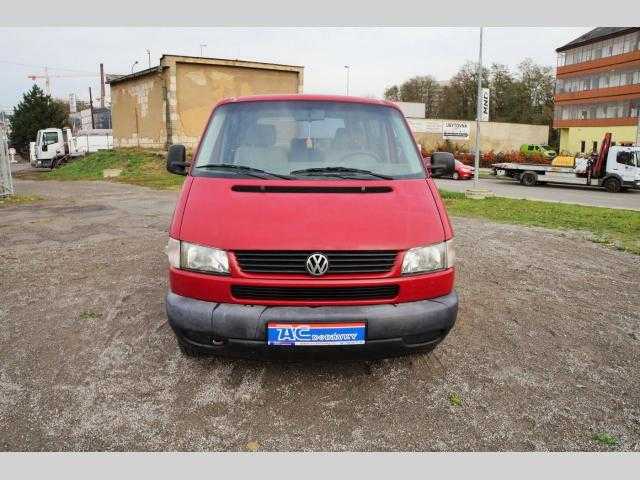 Volkswagen Caravelle minibus 55kW nafta 1998